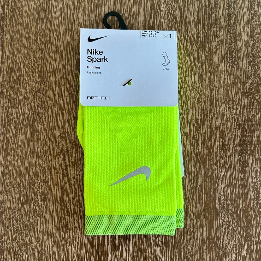 NWT Nike Spark Crew Running Sock Size 6-7.5 W7.5-9 Neon Yellow Silver